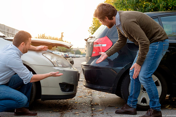 ¿Qué es la responsabilidad civil del seguro del coche?